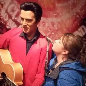 Meet your Posher, Marilyn